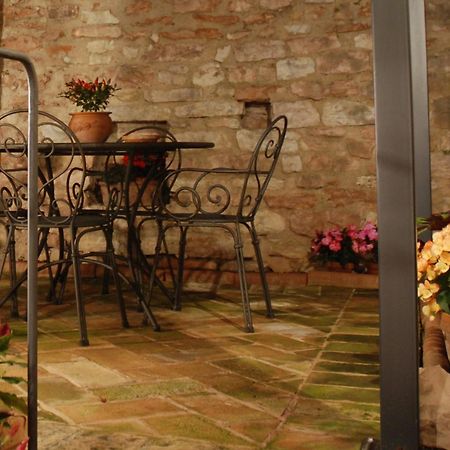 Apartamento La Piccola Corte Spello Exterior foto