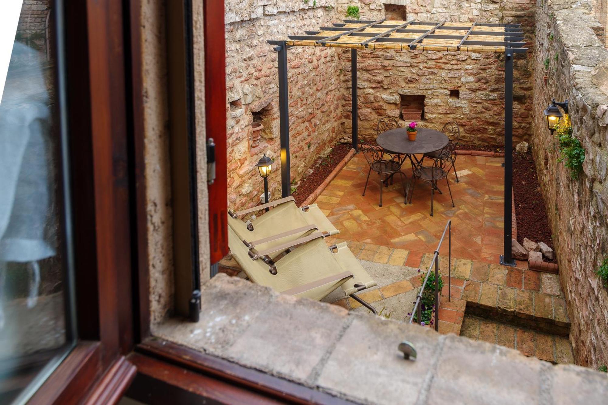 Apartamento La Piccola Corte Spello Exterior foto